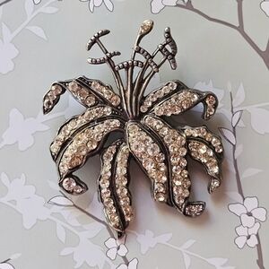Vintage Rhinestone Brooch